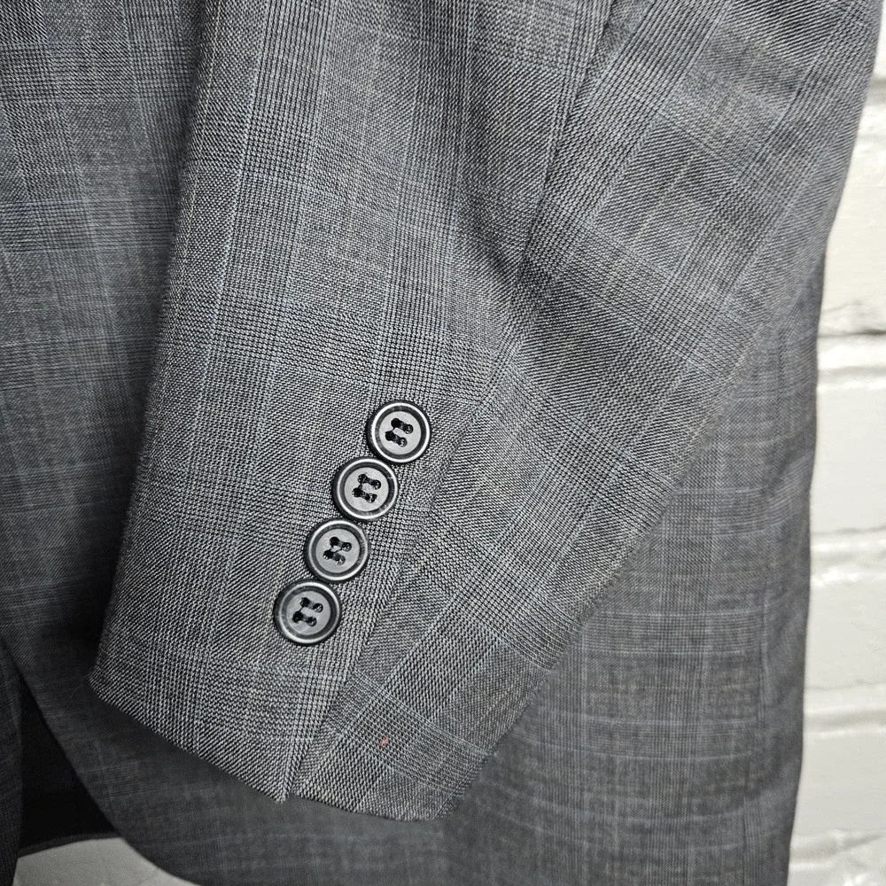 Vintage Burberry London Mens Wool‎ Suit Grey Plaid Windowpane 41R 34X30